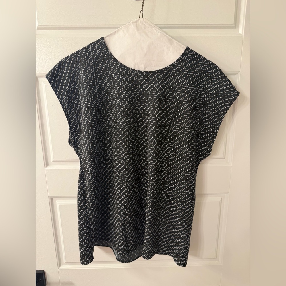 Express Black and White Geometric Blouse